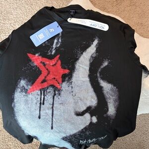 ROMWE Black Shirt with Red Star Design